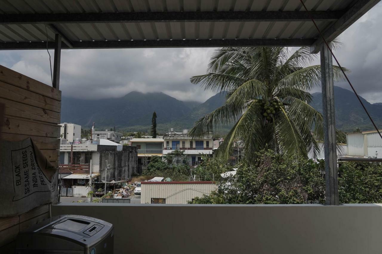 Dulan The Travel Bug Bistro Inn Donghe Luaran gambar